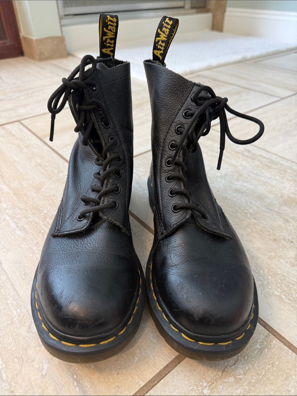 Dr. Martens Pascal Black Leather 8-Eye Lace Up Combat Boots Women’s US 8 UK 6 - Picture 3 of 16